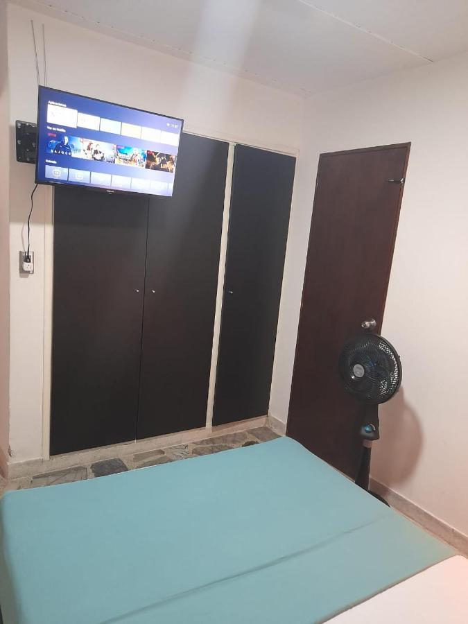 Vip Apartasuites Rosales メデジン エクステリア 写真
